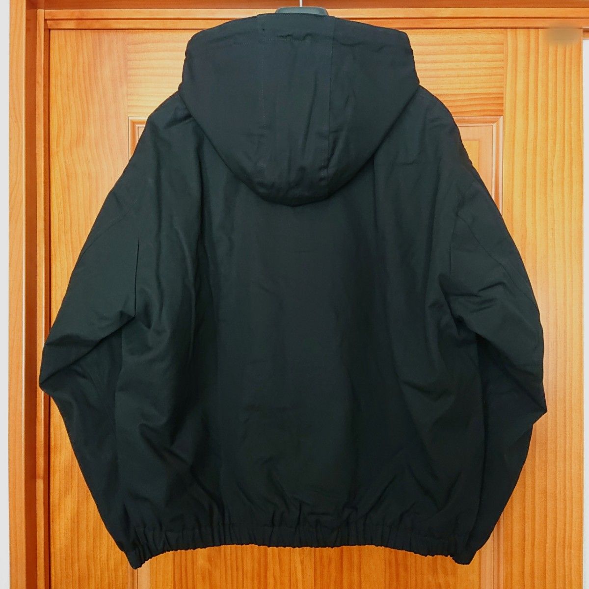1点限り 】 UNIQLO U ユニクロ フーデッドジップアップブルゾン 1点限り 】 UNIQLO U ユニクロ フーデッドジップアップブルゾン