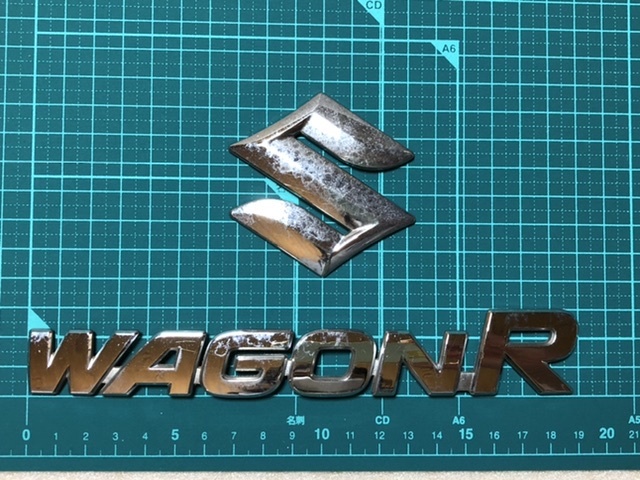 リア エンブレム 2点 セット ワゴンR MH21S スズキ S マーク WAGONR 流用 汎用 インテリア DIY_画像1