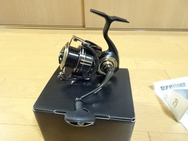 ダイワ SLPワークス 19 セルテート カスタムボディ 3000XH スプール・ハンドル・ノブ付 超美品
