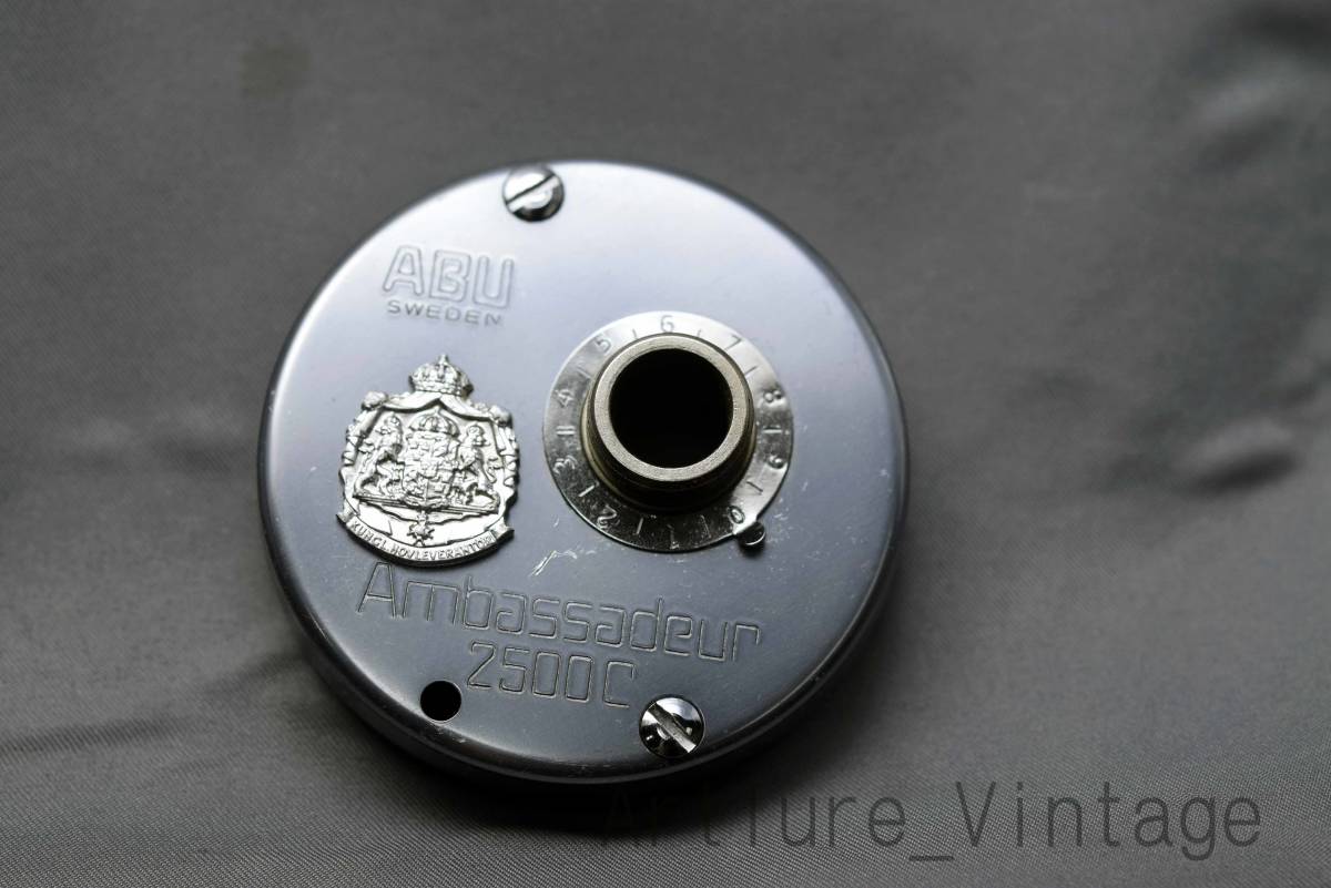 ABU SWEDEN VINTAGE REEL PARTS　ABU AMBASSADEUR 2500c gray 中古(Ｙ1130-313 )希少純正アブパーツ#10.202 ,#2500c cap parts