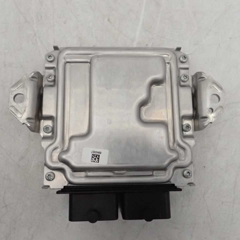 平成30年 ソリオ ハイブリッド MA36S 後期 純正 エンジンコンピューター ECU K12C-WA05A 33910-81P00 中古 即決_画像5