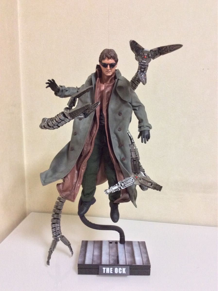 1／6 フィギュア　アクションフィギュア　スパイダーマン　ドクターオクトパス　アベンジャーズ　サムライミ　マーベル　ホットトイズ