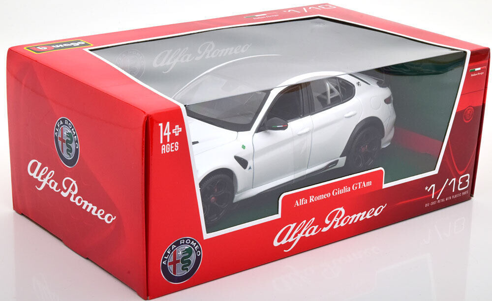  BBurago 1/18 Alpha Romeo Giulia GTAm 2020 white Bburago ALFA ROMEO GIULIA 11049W