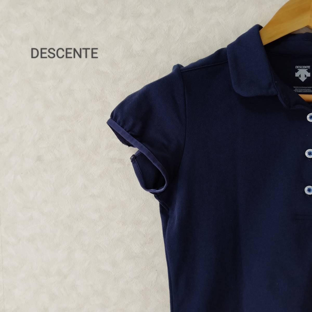 DESCENTE デサント ワンポイント ロゴ ポロシャツ トップス 無地 半袖 胸ポケット ショート丈 フロントボタン ブルー サイズL SJ34_画像1
