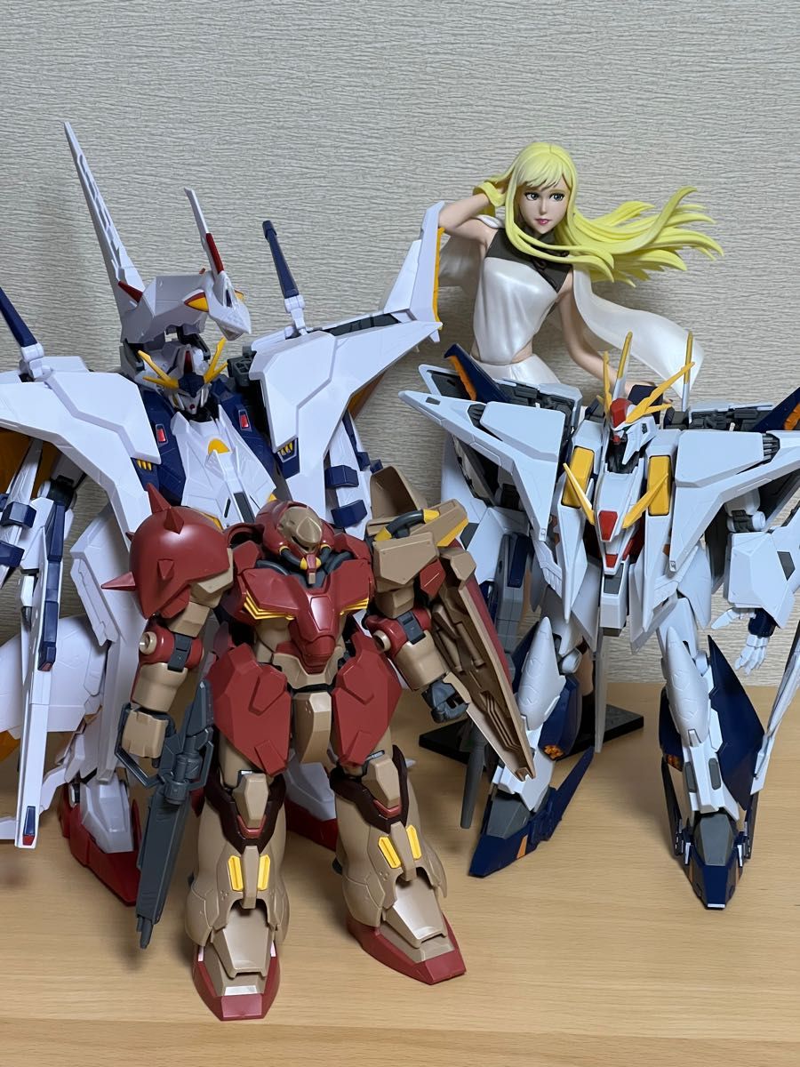 HG クスィーガンダム+HGペーネロペー +HGメッサー + ギギ・アンダルシア 