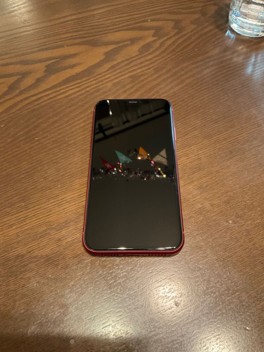 iPhone 11 (PRODUCT)RED 64 GB docomo-