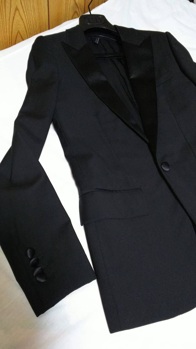 国内正規 新古 激レア Dior Hommeディオールオム スモーキングジャケット黒 最小38P 08AW 男女兼用 セレブ芸能人愛用  ブラック光沢ラペル