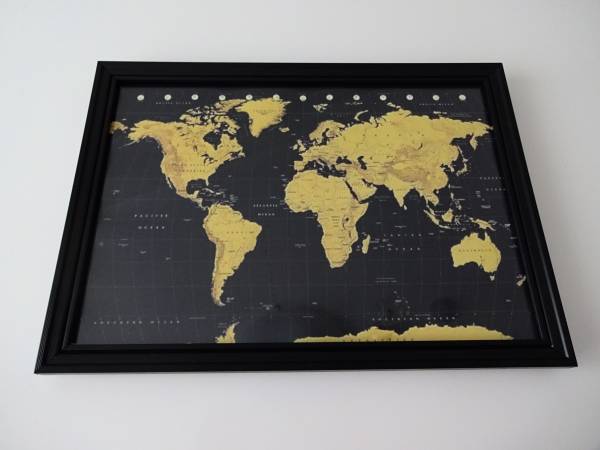 アートフレーム§写真ポスター付A4額(選択可)§世界地図の柄・黒・黄色・ワールドマップ_画像1