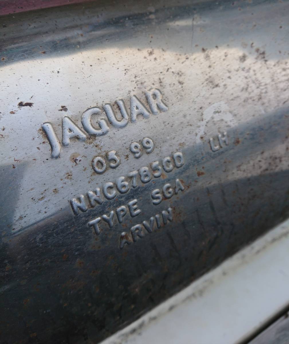 ◆ jaguar ジャガー XJR X308 XJ 1999年 リア マフラー　左　Exhaust Silencer NNC6785CD　W-998_画像8