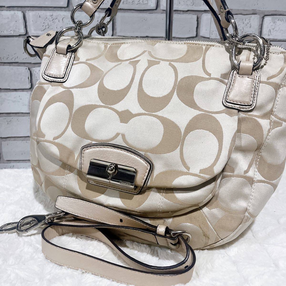値引きする COACH 肩掛け ショルダーバッグ 手提げ ハンドバッグ