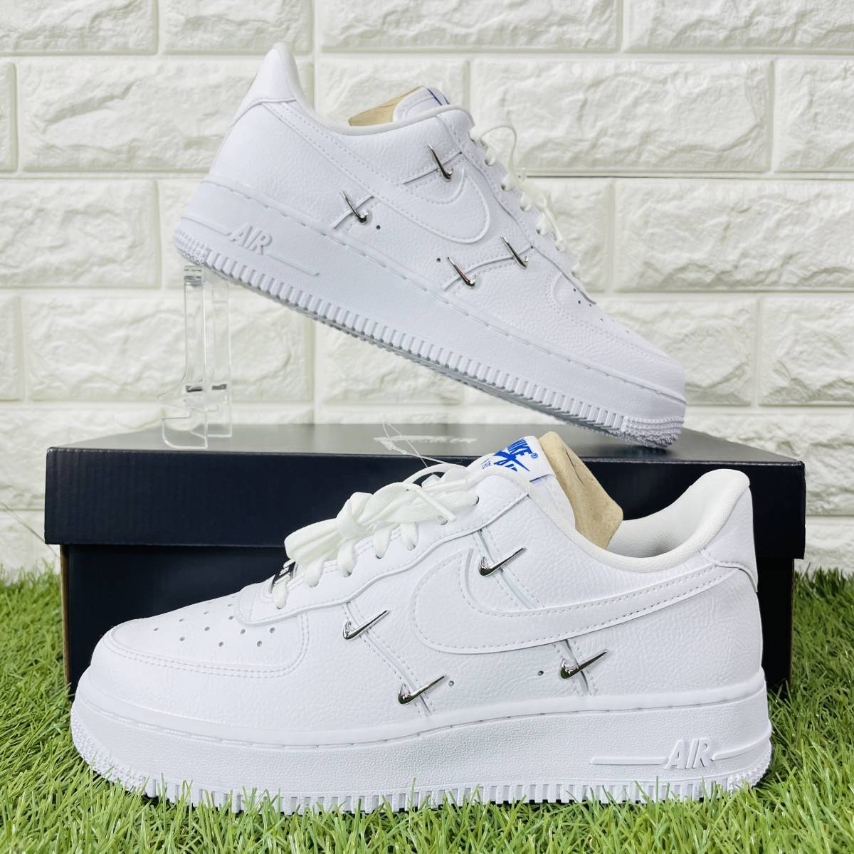 即決 ナイキ ウィメンズ エアフォース1 ロー ’07 LX シスターフッド Nike WMNS Air Force 1 Low 白 ホワイト 23.5cm 送料込み CT1990-100_画像4