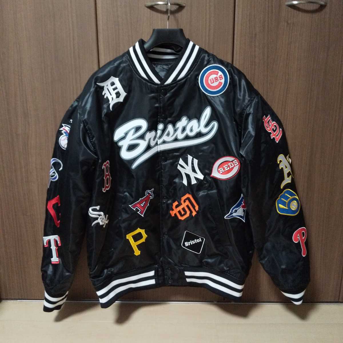 FCRB MLB TOUR ALL TEAM REVERSIBLE JACKET-