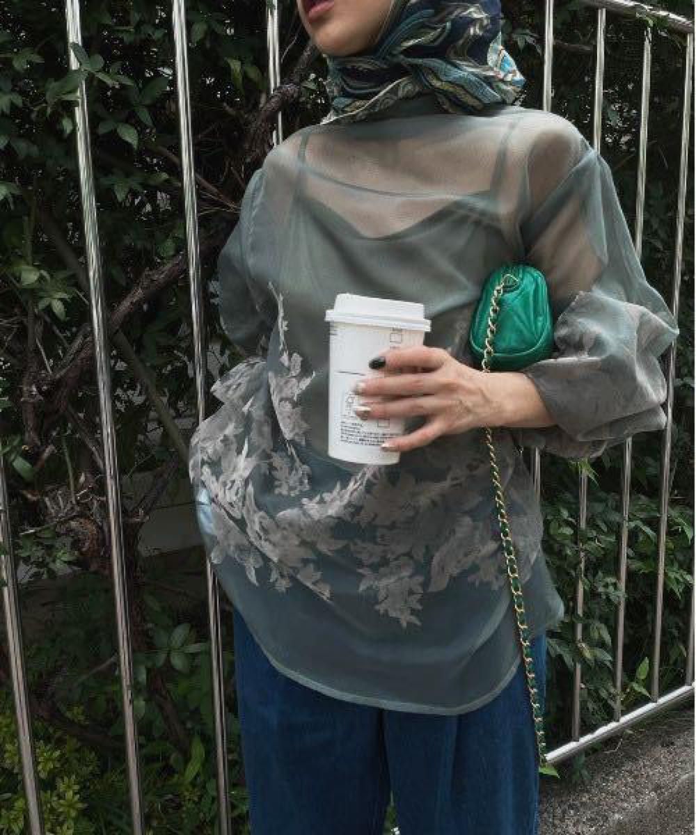 アメリ 2WAY HAZE FLOWER BLOUSE|PayPayフリマ