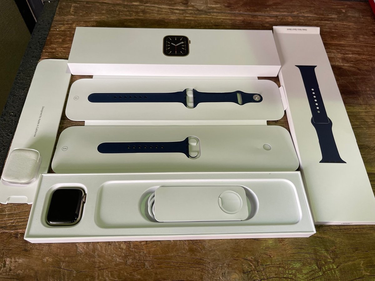 Apple Watch Series6 GPS + Cellularモデル 40mm ゴールドステンレス