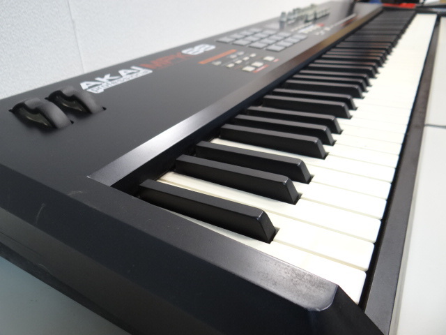 公式ショップ】 送料無料 ランキング第1位 AKAI アカイ ( MPK88