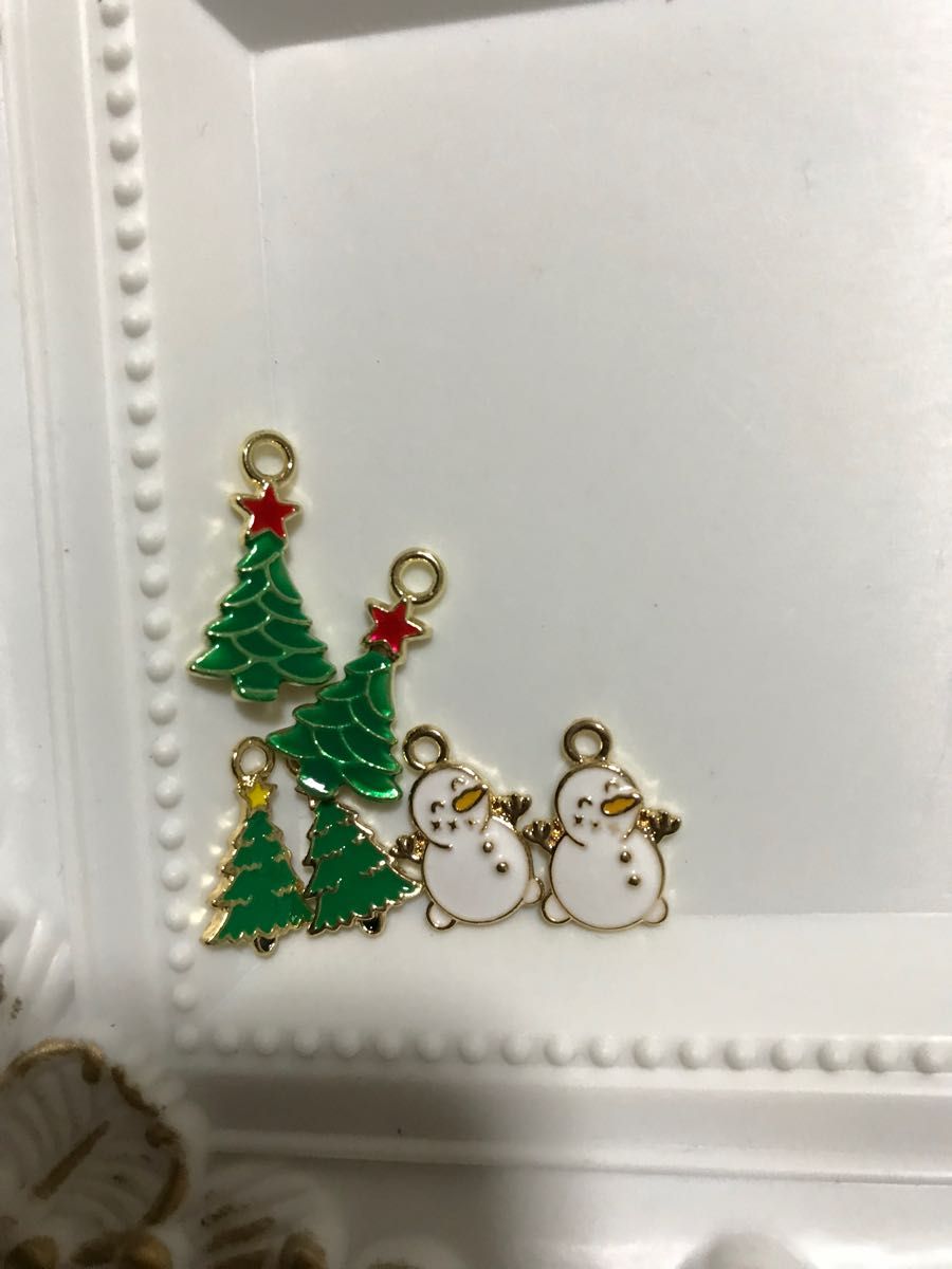 クリスマスチャーム　ハンドメイド　雪だるま　ツリー