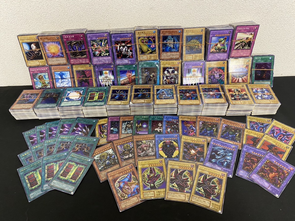 遊戯王まとめて大量3100枚レア含ブラックマジシャンガールエルフの剣士