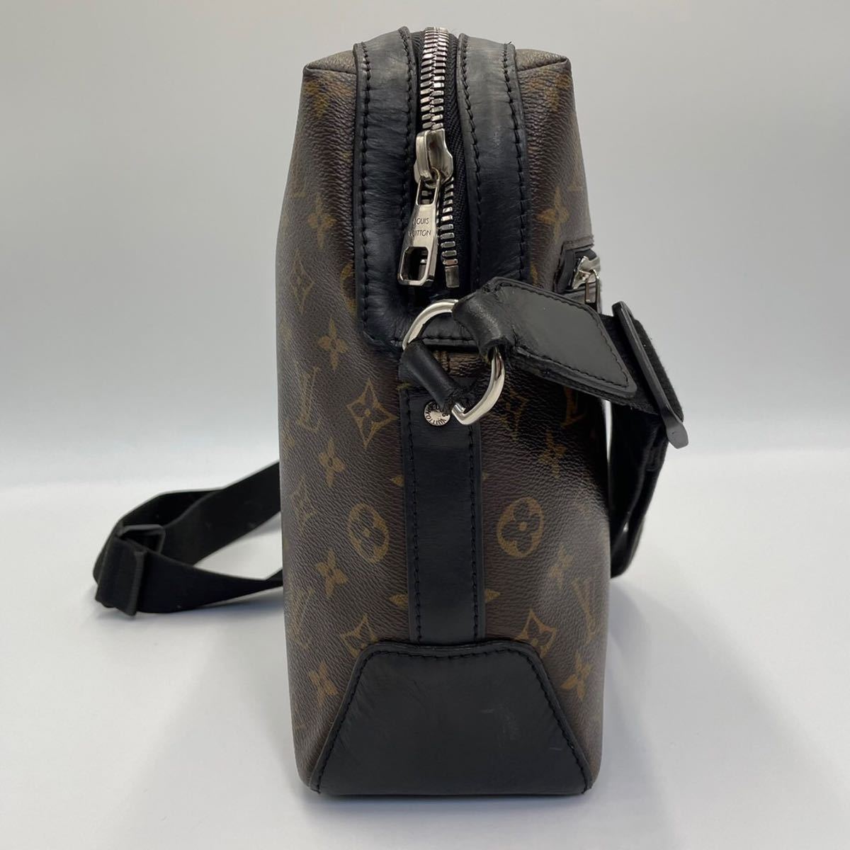 1円〜 【極美品】LOUIS VUITTON ルイヴィトン マカサー トーレスPM トーレス ショルダーバッグ モノグラム M40635 メンズ ブラック_画像4