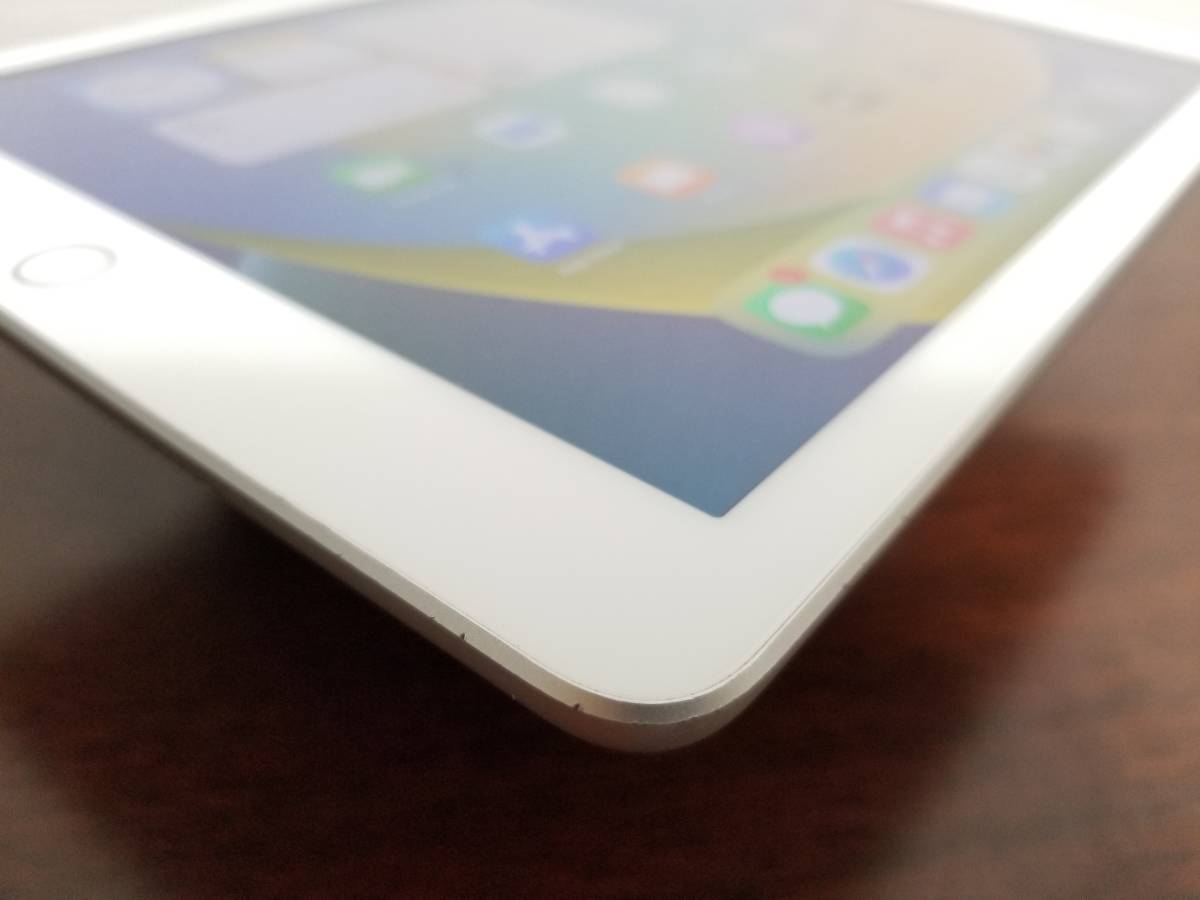 特価】【特価】ipad Air Wi-Fi 32GB Silverバッテリー87