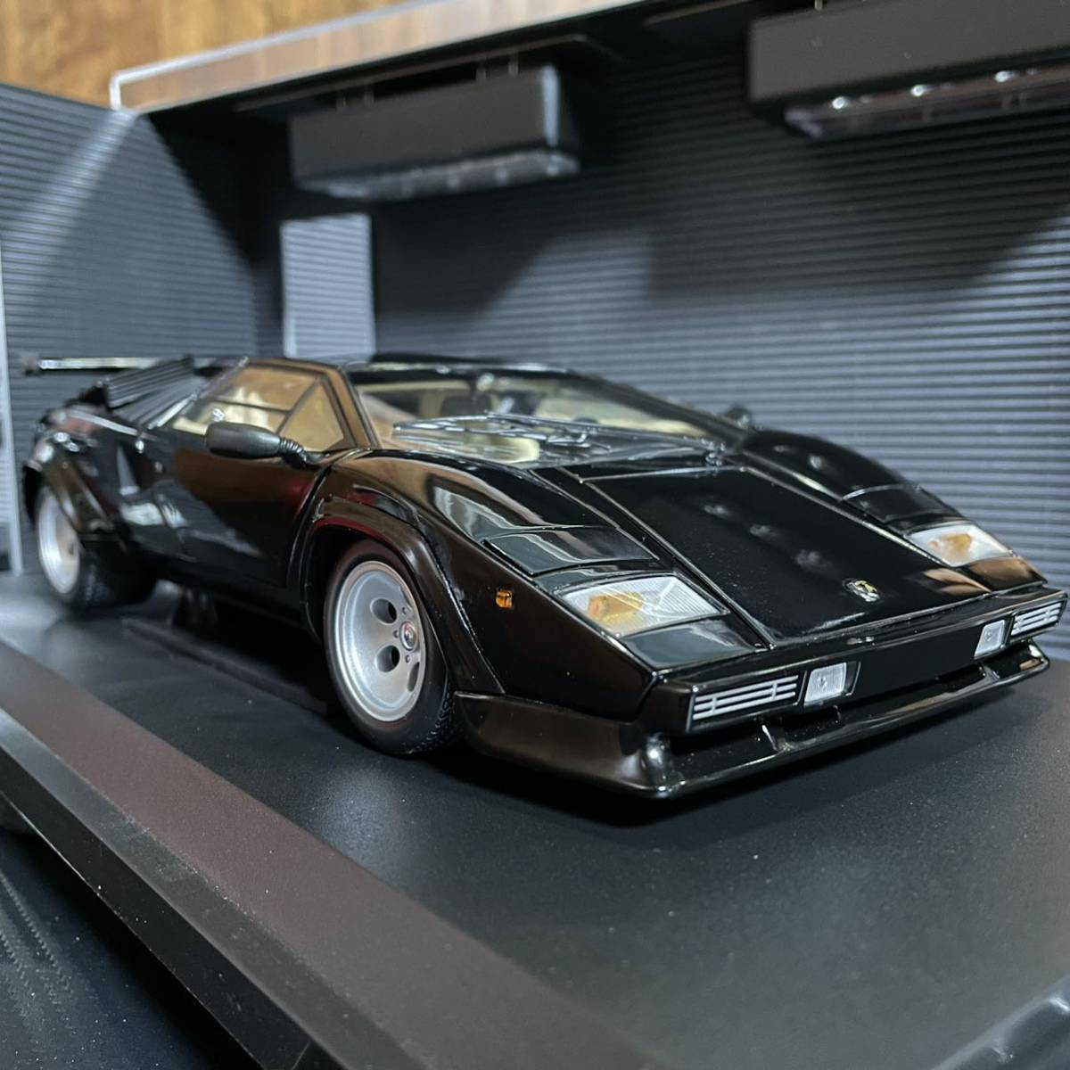  распроданный не выставленный товар Kyosho 1/18 Lamborghini счетчик kLP500 черный 