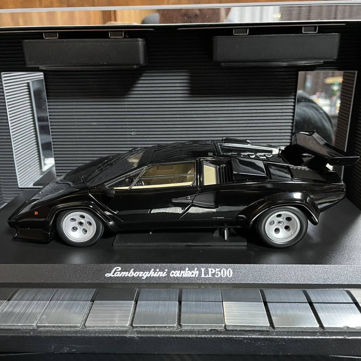  распроданный не выставленный товар Kyosho 1/18 Lamborghini счетчик kLP500 черный 