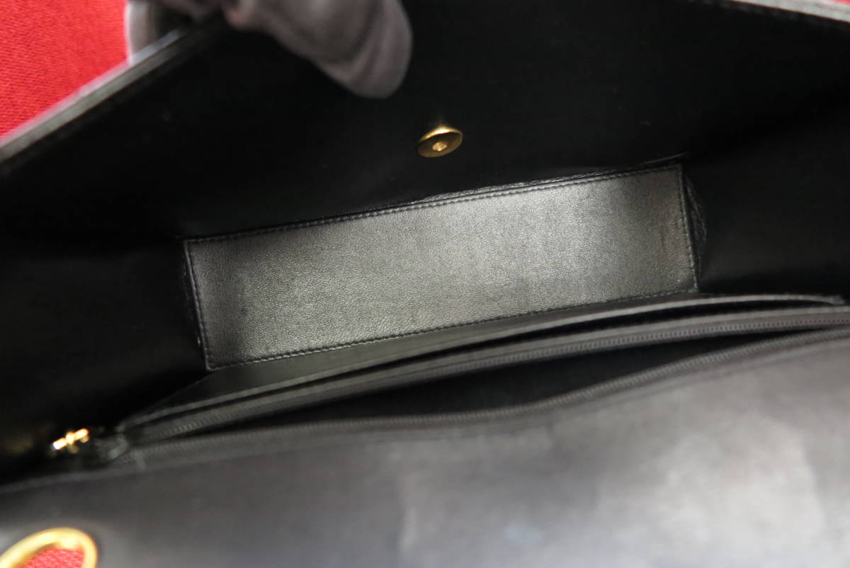 ついに再販開始!】 極美品 CHANEL シャネル マトラッセ ダブル