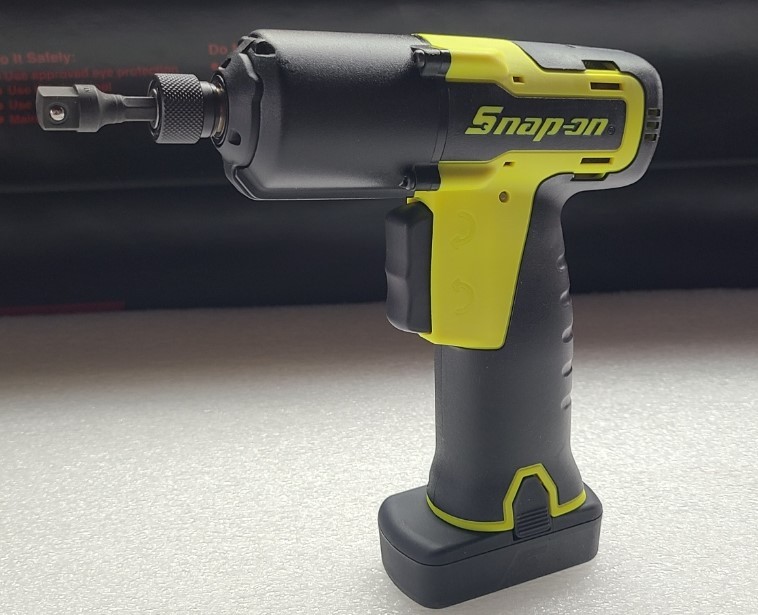 snap-on 14 4Vリチウムコードレスインパクトドライバーキット snap-on 14 4Vリチウムコードレスインパクトドライバーキット