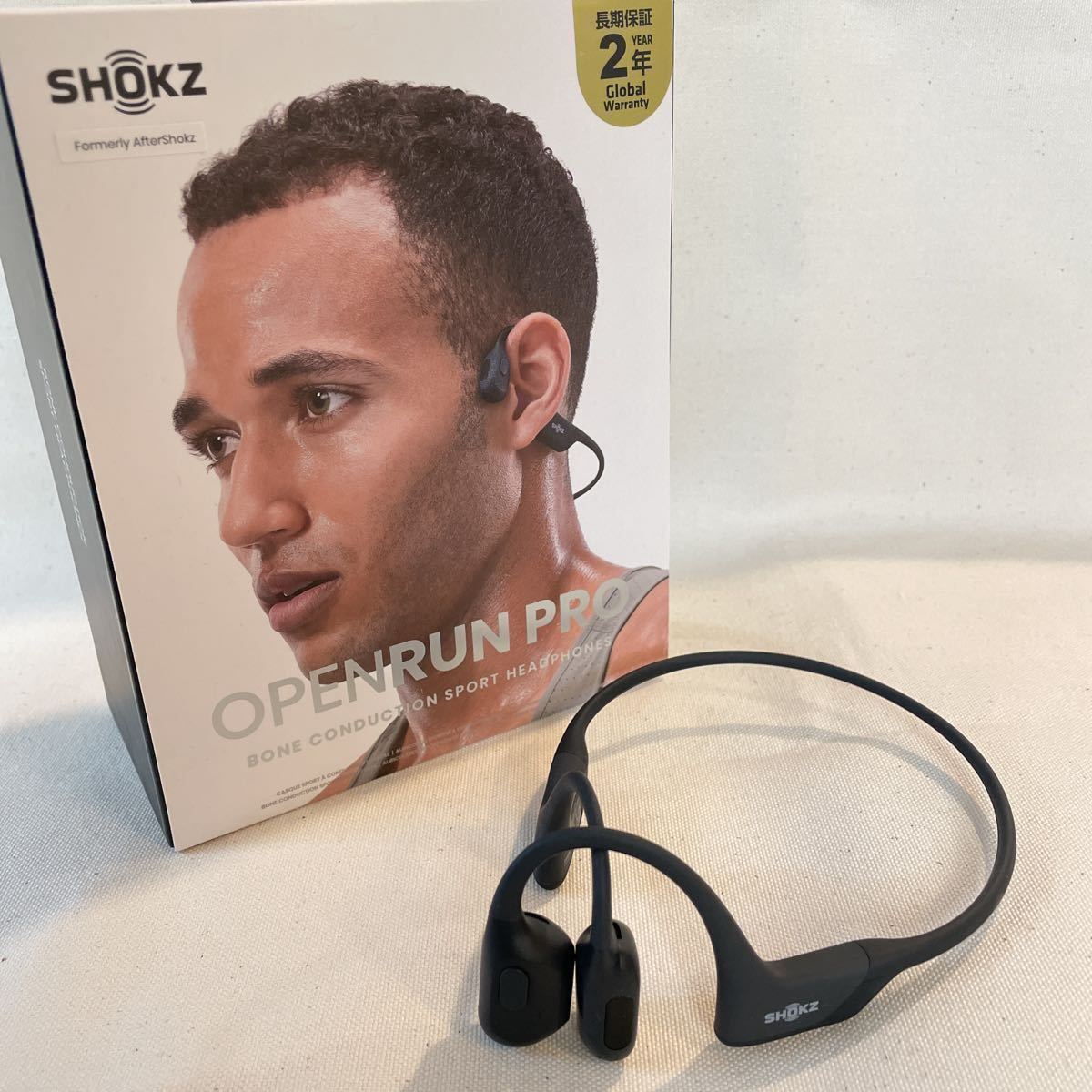 クリアランスsale!期間限定! Shokz 旧Aftershokz 骨伝導イヤホン