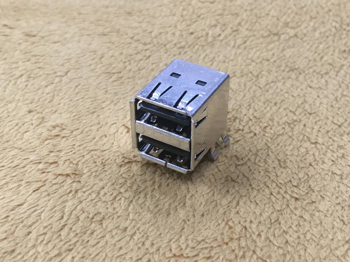(3) 日本圧着端子製造 基板取付用 USB 2.0規格 2連コネクタ タイプA DIP 上下2段 メス 3個 新品未使用_画像2