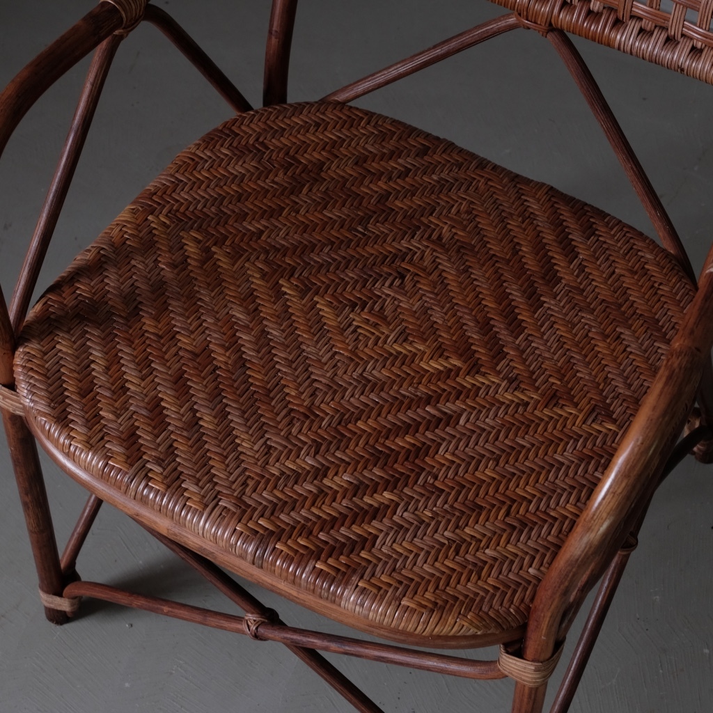 02118 old rattan arm chair A / rattan chair dining chair modern Vintage Showa Retro old furniture old tool antique 