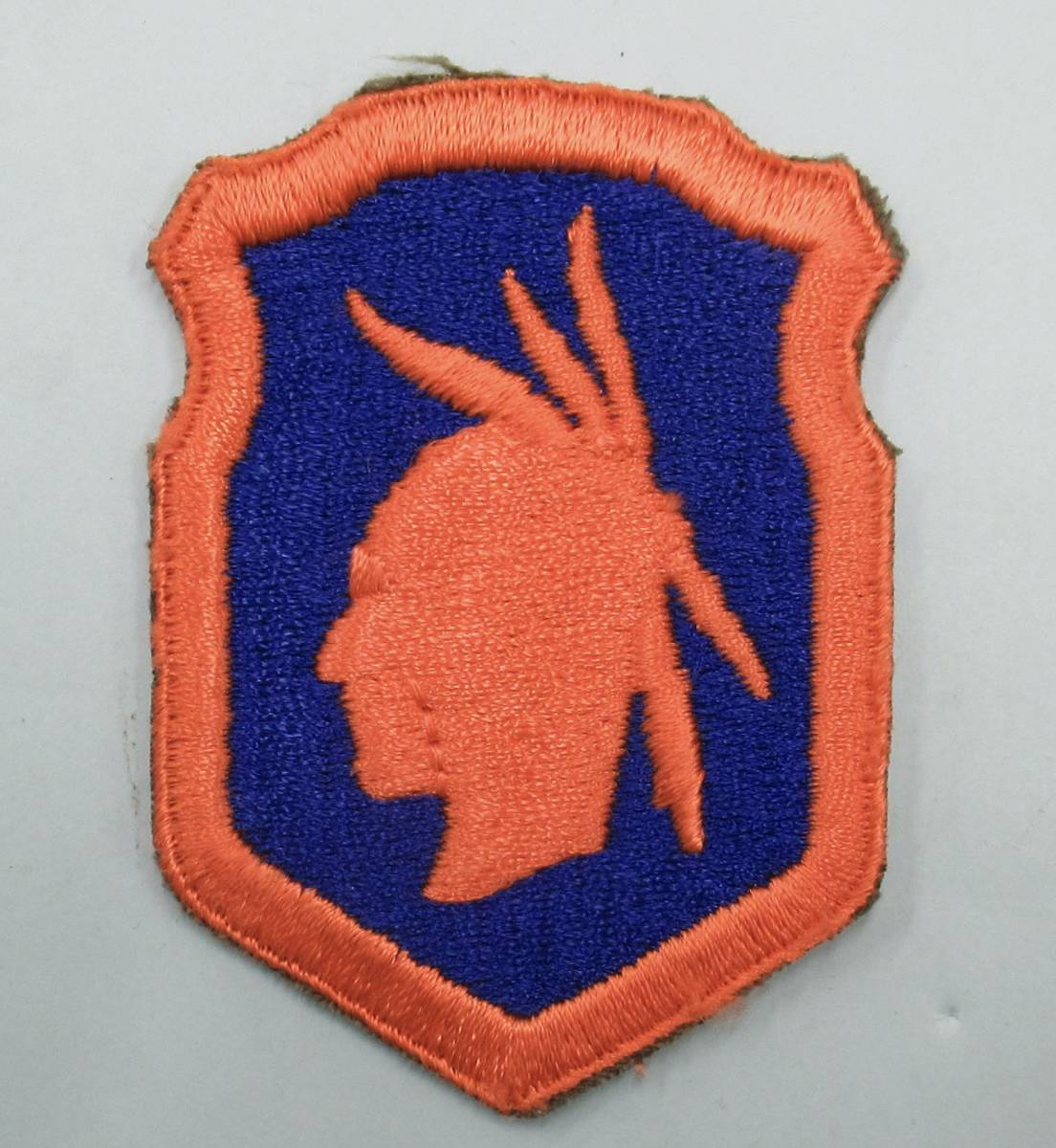 実物 WW2 米陸軍 第98歩兵師団 肩章 US ARMY 98TH INFANTRY DIVISION SHOULDER PATCHE エッジカット 2_画像1