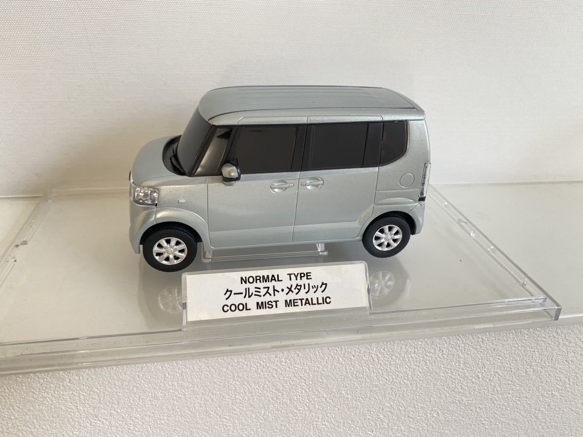 送料込み N-BOX 1/24 ホンダ ディーラー特注 非売品 カラー 送料込み N-BOX 1/24 ホンダ ディーラー特注 非売品 カラー