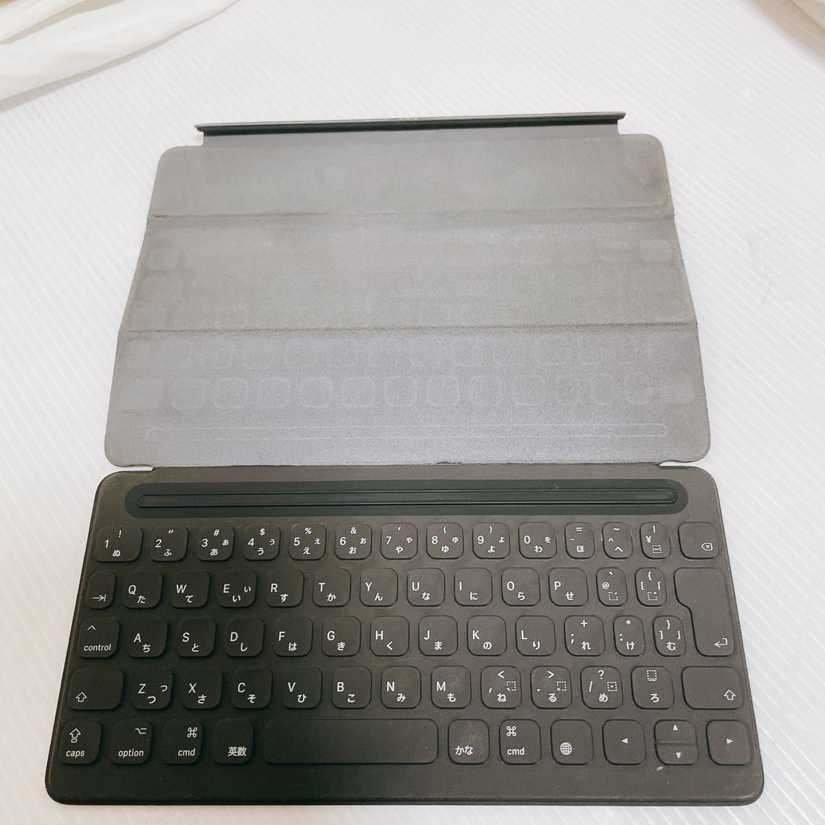 【美品】Apple iPad Pro Smart Keyboard 持ち運びに スマートキーボード