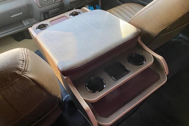 カズキオート ハイエース アンティークセンターコンソールボックス kazukiauto BUAN COMFY ブアンコンフィー_画像3