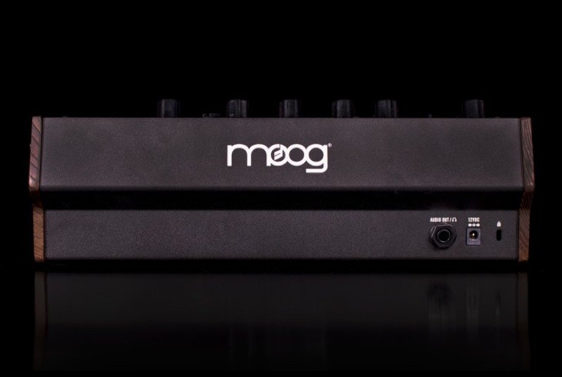 MOOG Mother-32 セミモジュラーシンセサイザー | www.bauen.com.ar
