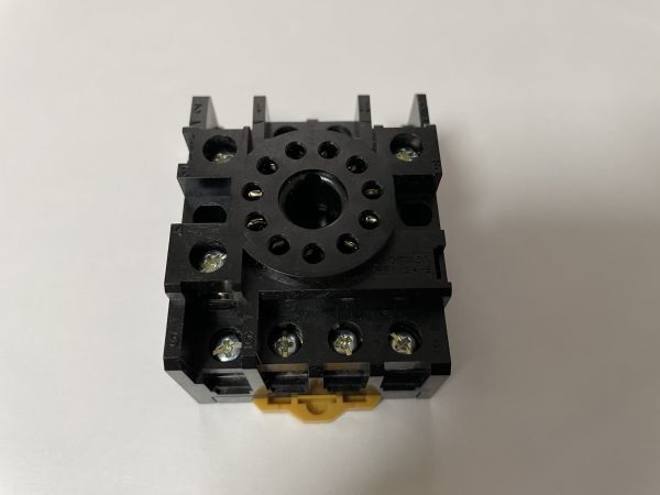 [ control equipment ] round socket PF113A-E Omron OMRON unused stock goods hard-to-find 