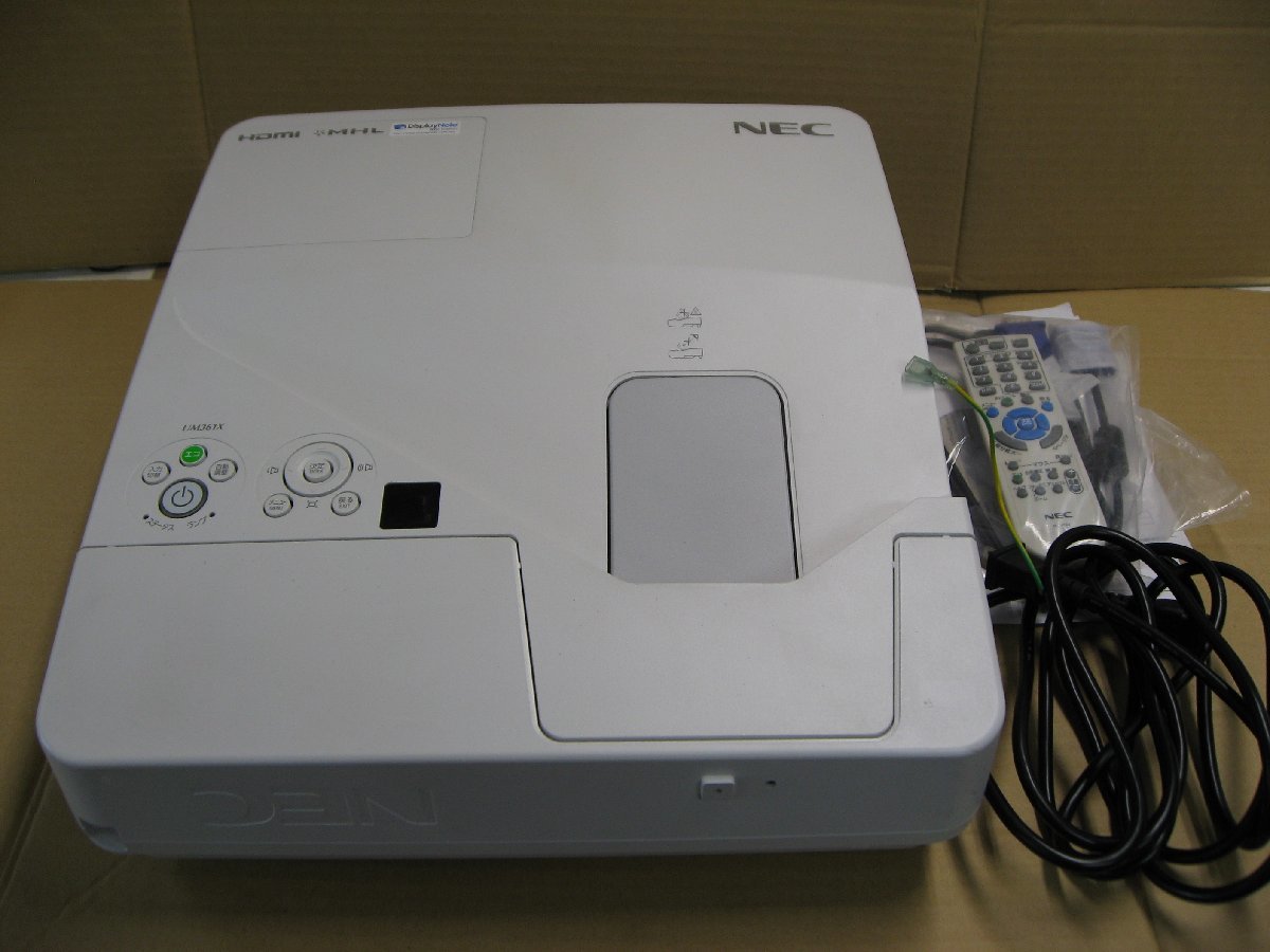 【ジャンク品 】【動作せず】 NEC(エヌイーシー)　データプロジェクター 短焦点モデル NP-UM361XJL