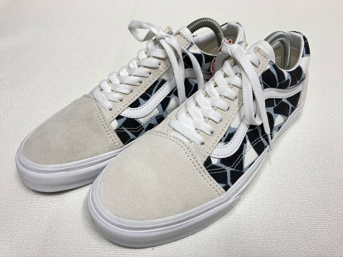 VANS OLD SKOOL 白スエード 黒 白 グレー 総柄 US8.5 (26.5cm) オールドスクール バンズ アメリカ企画限定!!_画像1