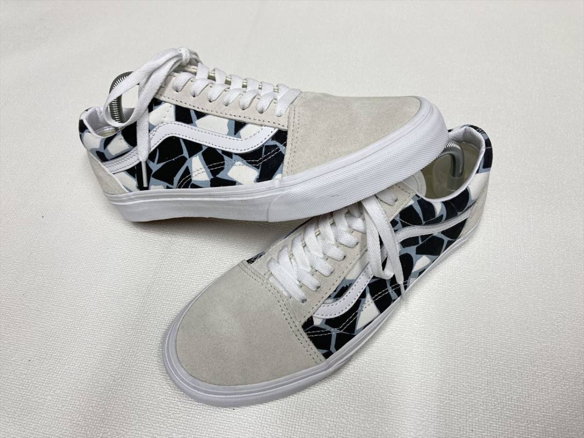 VANS OLD SKOOL 白スエード 黒 白 グレー 総柄 US8.5 (26.5cm) オールドスクール バンズ アメリカ企画限定!!_画像2