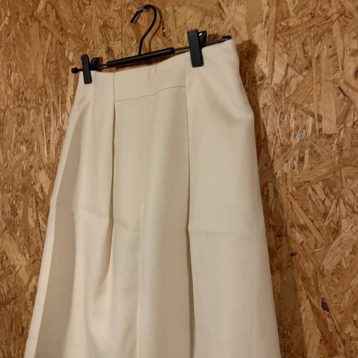 美品　nolley’s 日本製　アイボリー　台形スカート　フレアスカート 36 ウールスカート　1267_画像2