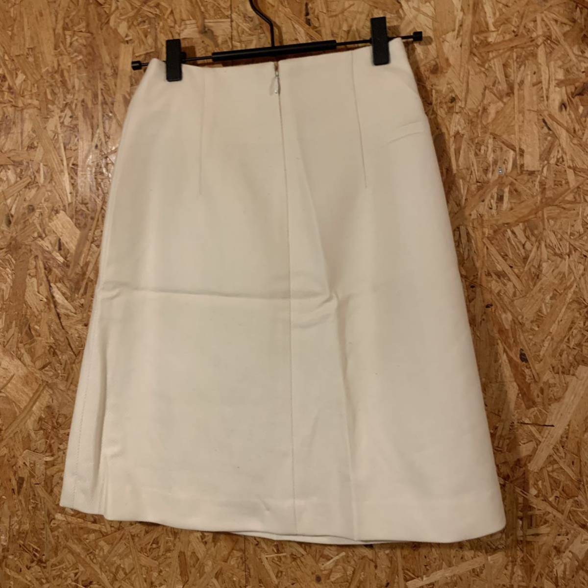 美品　nolley’s 日本製　アイボリー　台形スカート　フレアスカート 36 ウールスカート　1267_画像5