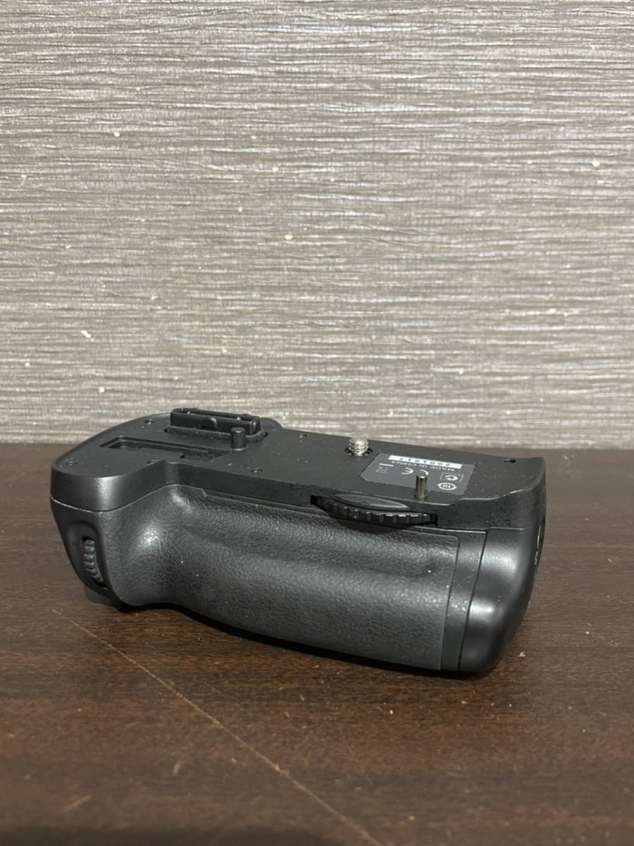 Nikon D600+MB-D14 新品バッテリー付き ① eva.gov.co