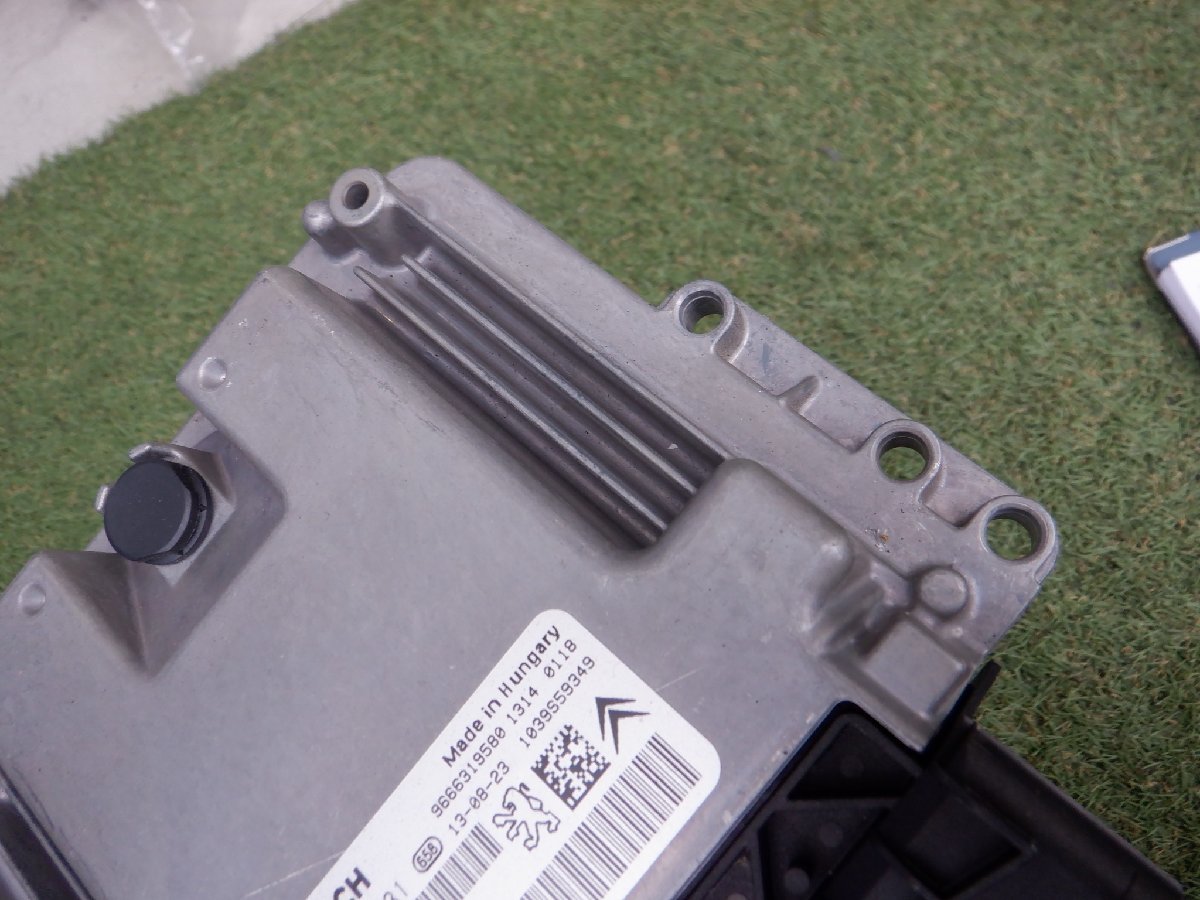 プジョー純正 ABA-W25F02 プジョー 508 2014年 エンジン コンピューター ECU 0261S07931 980472380 m-22-11-6