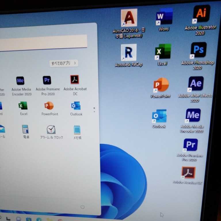 富士通core i5 Windows11 office illustrator Autocad メモリ8G 新品SSD_画像1