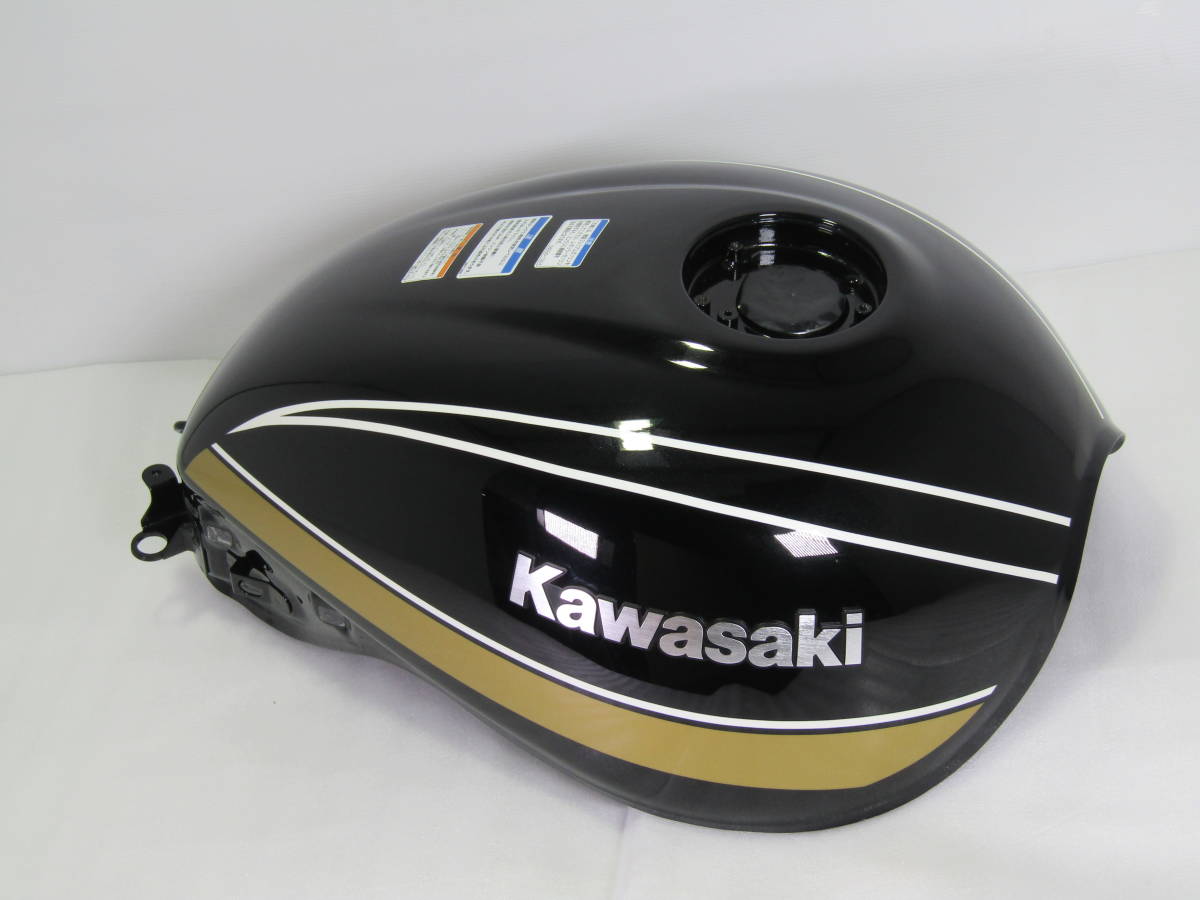 在庫一掃】 z900rs なべさん専用 タンク 新車取り外し品 メタリック