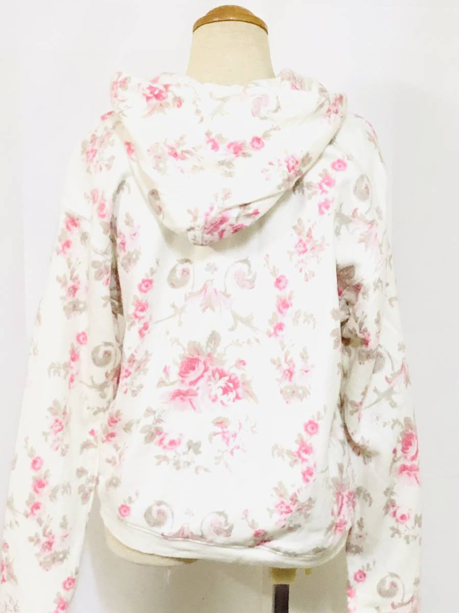 UNIQLO　ユニクロ　スウェットフルジップパーカ　Laura Ashley（ローラア シュレイ）コラボ　花柄　サイズL_画像3