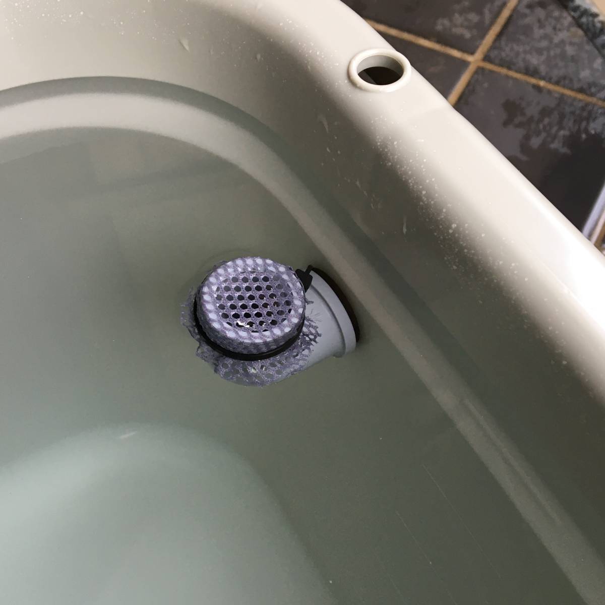 メダカ飼育容器 56㍑ グレー 3個 オーバーフロー加工済 即決・送料無料 金魚飼育ケース ビオトープ 越冬