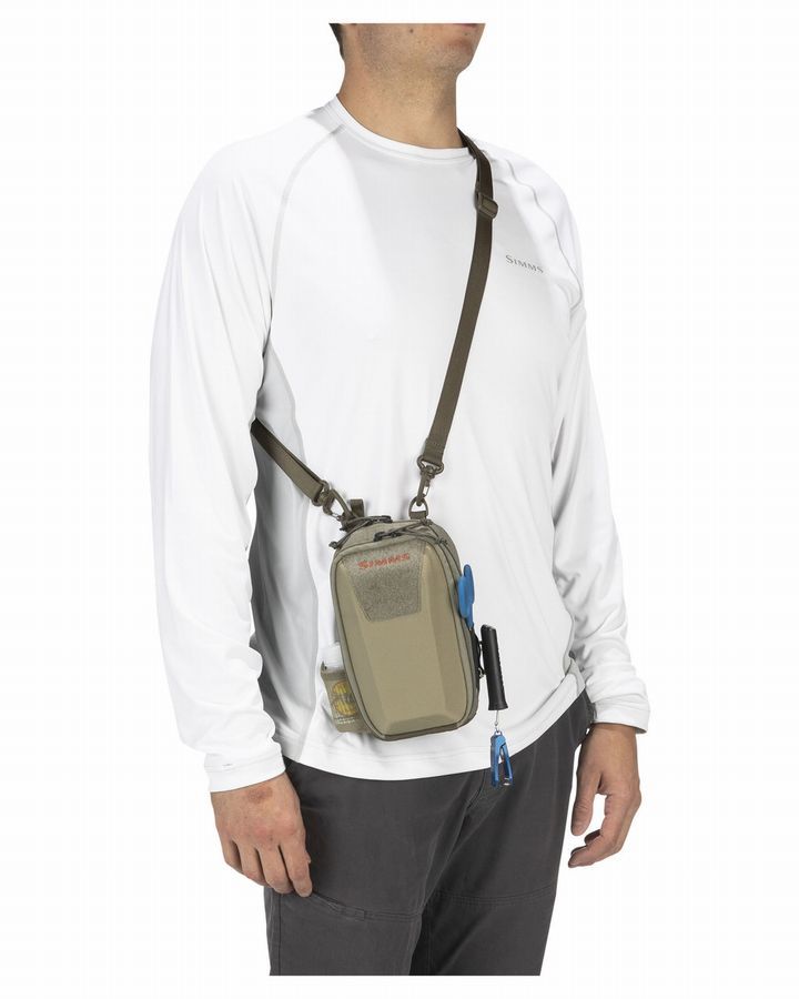 Simms Flyweight Small Pod フライウェイト・スモールポッド Tan Simms Flyweight Small Pod フライウェイト・スモールポッド Tan