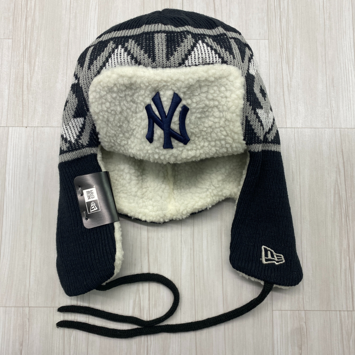 USA限定 NEWERA ニューエラ MLB 公式 NY Yankees ニューヨーク ヤンキース 空軍 トラッパーハット 極暖ボアニット ニット帽 メジャーリーグ_画像1