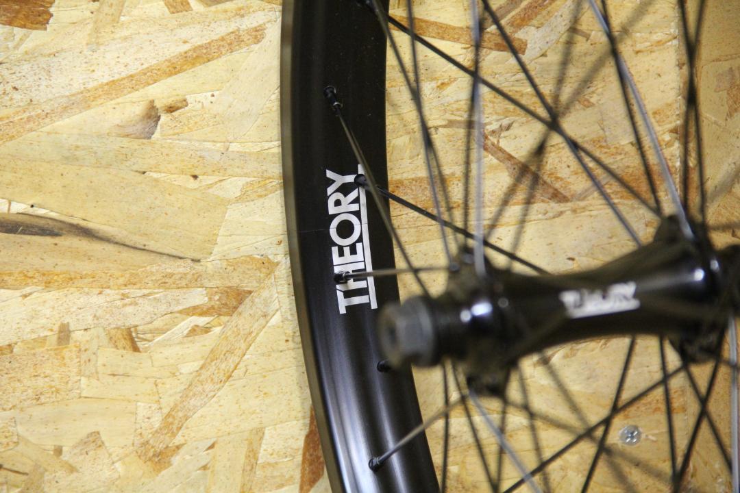 自転車　BMX フロントホイール THEORY FRONT WHEEL 36H 　即決　送料無料　新品未使用